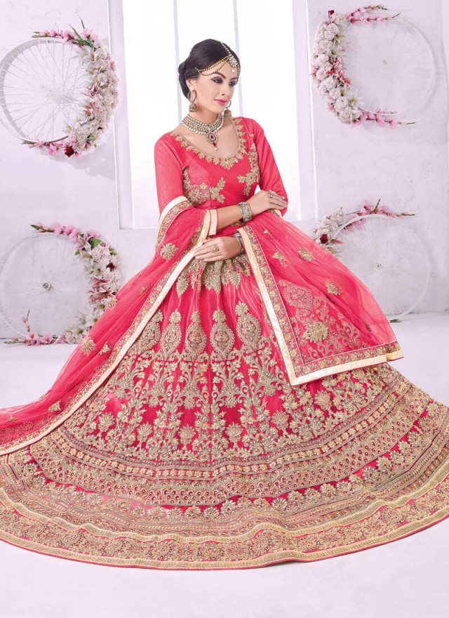 Aasvaa Fashion: Buy Sarees , Lehenga Cholis, Salwar Kameez