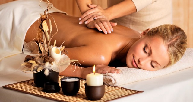 Best Price Full Body to Body Massage in Delhi by Female Therapist