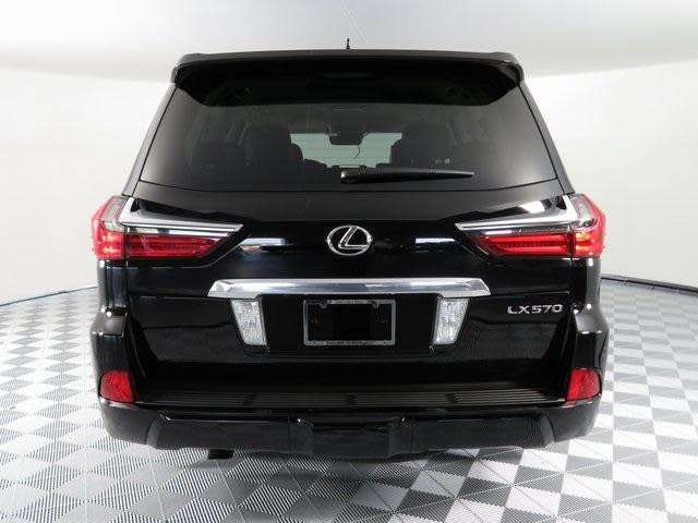 2017 Lexus LX 570