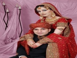 Beautiful NRI bride & groom wedding through online At  NRI Marriage Bureau